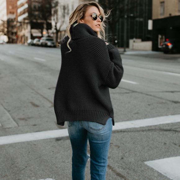 Black Turtleneck chunky sweater - Picture 2 of 5